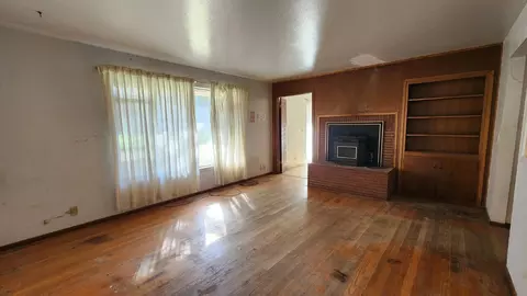 Living - 499 Leven St, Grimes, CA 95950 photo 6 of 9