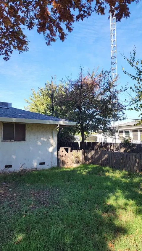 Exterior - 499 Leven St, Grimes, CA 95950 photo 3 of 17