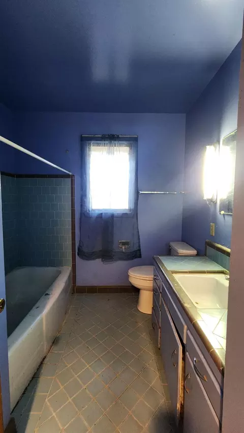 Bath - 499 Leven St, Grimes, CA 95950 photo 5 of 8