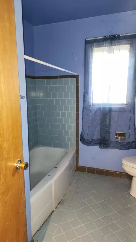 Bath - 499 Leven St, Grimes, CA 95950 photo 6 of 8