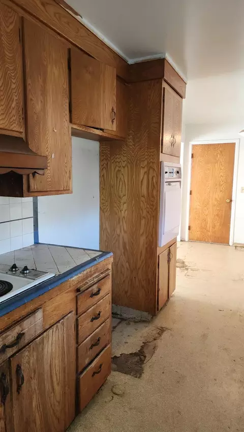 Kitchen - 499 Leven St, Grimes, CA 95950 photo 2 of 4