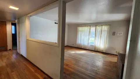 Living - 499 Leven St, Grimes, CA 95950 photo 7 of 9
