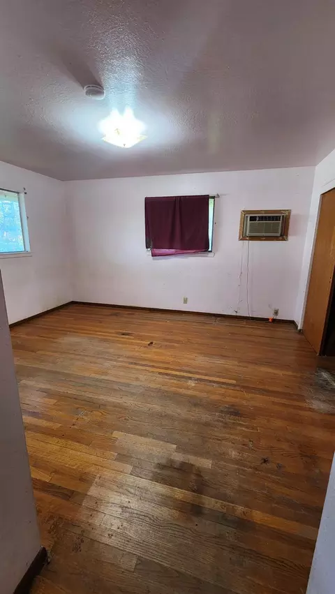 Bedroom - 499 Leven St, Grimes, CA 95950 photo 6 of 9