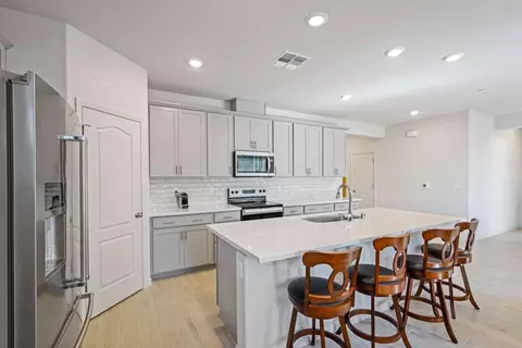 964 Vasey St, Winters, CA 95694 photo 6