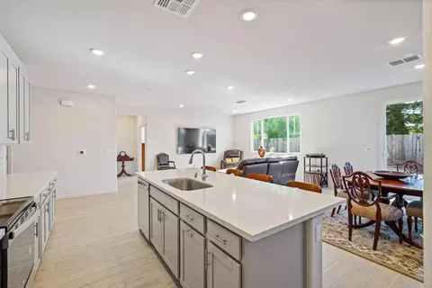 964 Vasey St, Winters, CA 95694 photo 5