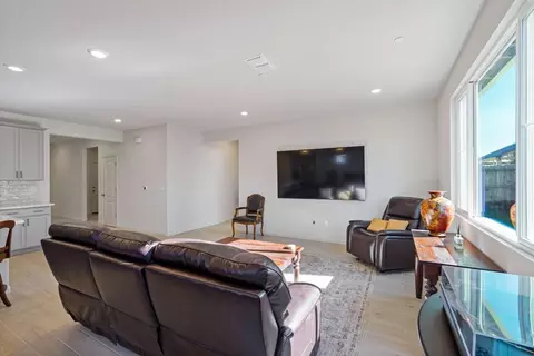 964 Vasey St, Winters, CA 95694 photo 3