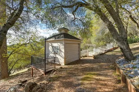 Exterior - 2060 Onion Flat Ct, Cool, CA 95614 photo 21 of 25