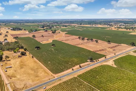 19301 Clements Rd, Lodi, CA 95240
