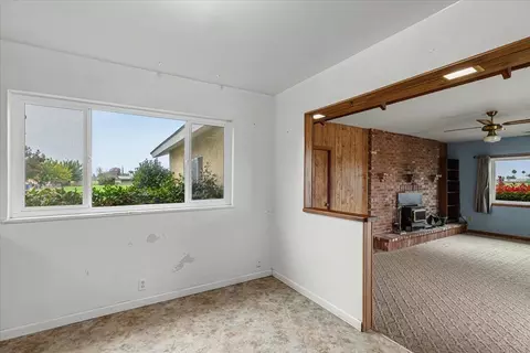 Living - 2679 Lobo Ave, Merced, CA 95348 photo 8 of 12