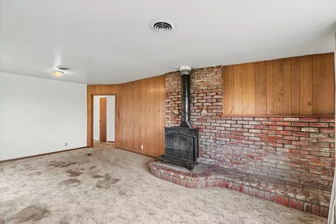 Living - 2679 Lobo Ave, Merced, CA 95348 photo 5 of 12