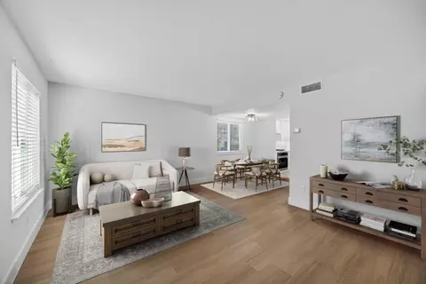 28 Creeks Edge Way, Sacramento, CA 95823