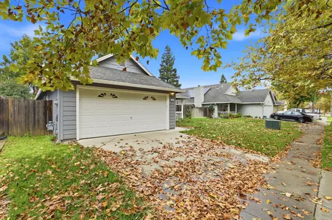 217 White Oak Ln, Winters, CA 95694 photo 3