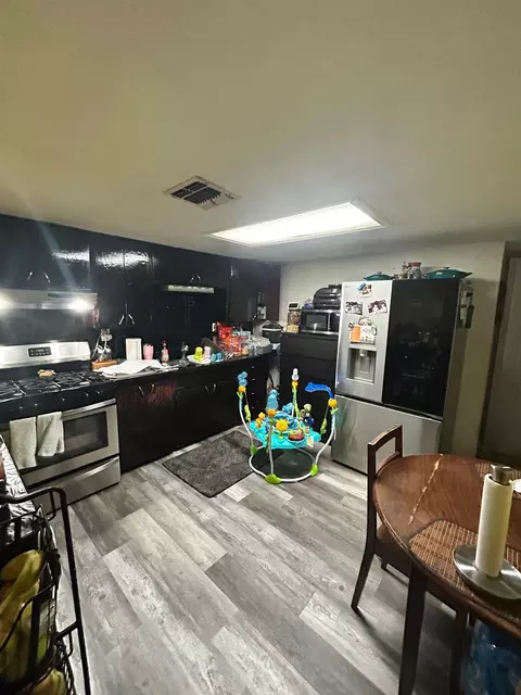 Kitchen - 921 Atlantic Dr, Modesto, CA 95358 photo 1 of 2