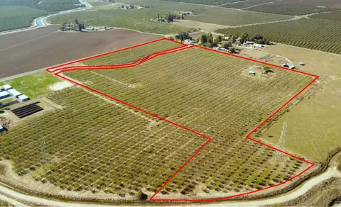 4610 Oakdale Rd, Winton, CA 95388