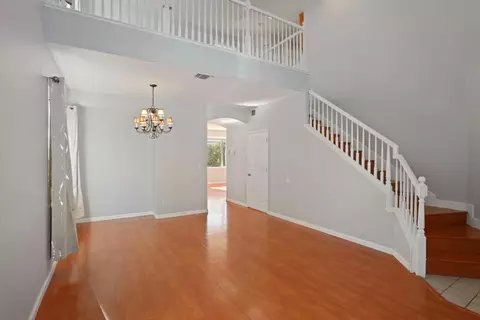 Living - 2902 Campbell Ln, Tracy, CA 95377 photo 3 of 9