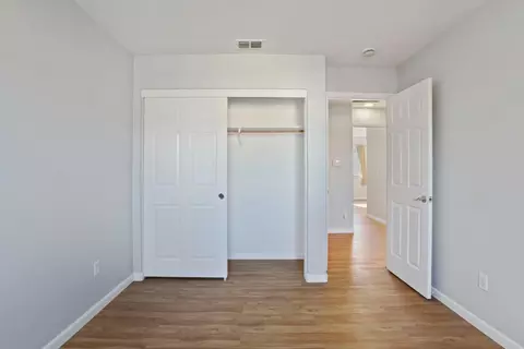 Bedroom - 2902 Campbell Ln, Tracy, CA 95377 photo 2 of 2
