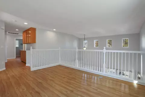 Living - 2902 Campbell Ln, Tracy, CA 95377 photo 8 of 9
