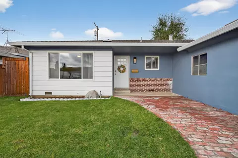 Exterior - 1525 Vista Dr, Lodi, CA 95242 photo 7 of 15