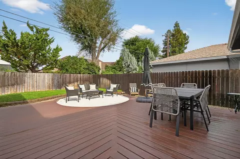 Exterior - 1525 Vista Dr, Lodi, CA 95242 photo 12 of 15