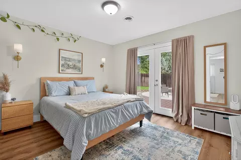 Bedroom - 1525 Vista Dr, Lodi, CA 95242 photo 3 of 4