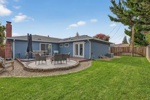 Exterior - 1525 Vista Dr, Lodi, CA 95242 photo 10 of 15