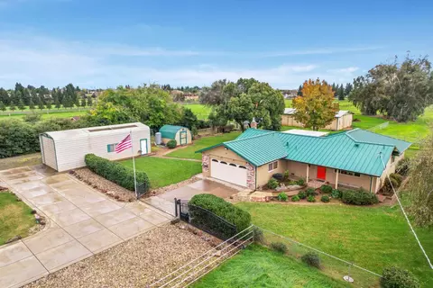 9290 E Jahant Rd, Acampo, CA 95220 photo 1