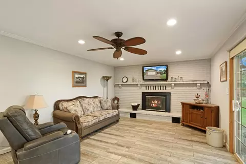 9290 E Jahant Rd, Acampo, CA 95220 photo 3