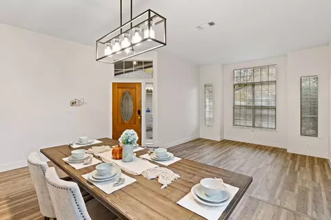 Dining - 4106 Copper Hill Ct, Antelope, CA 95843 photo 2 of 2