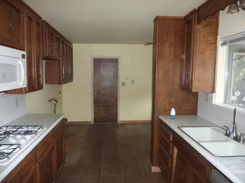 Kitchen - 3918 E 4th St, Stockton, CA 95215 photo 2 of 2