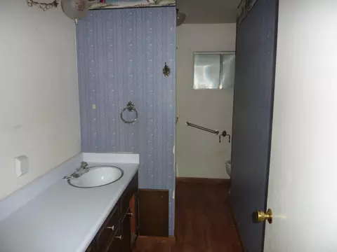 Bath - 3918 E 4th St, Stockton, CA 95215 photo 1 of 2