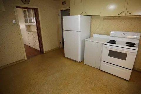 Kitchen - 8392 Birch St, Hilmar, CA 95324 photo 2 of 3