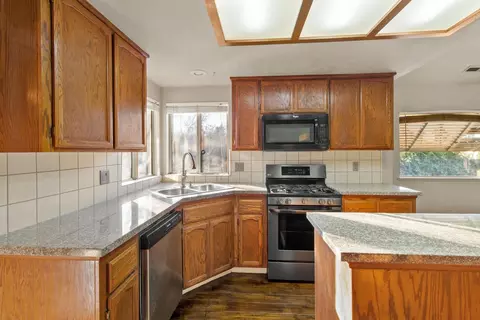 3905 Alessandro Ln, Modesto, CA 95356 photo 14