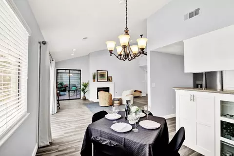 Dining - 2249 Camborne Dr, Modesto, CA 95356 photo 2 of 3