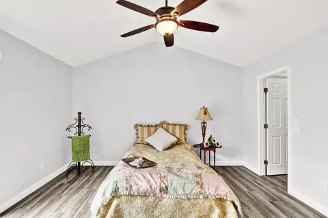 Bedroom - 2249 Camborne Dr, Modesto, CA 95356 photo 5 of 8