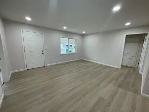 Living - 2421 Hackberry, Stockton, CA 95205 photo 3 of 6