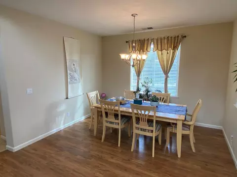 Dining - 20848 Shrub Oak Dr, Patterson, CA 95363 photo 1 of 2
