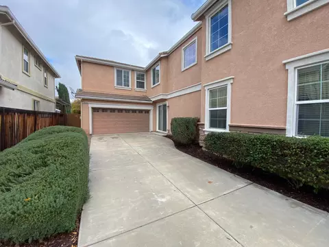 Exterior - 20848 Shrub Oak Dr, Patterson, CA 95363 photo 3 of 6