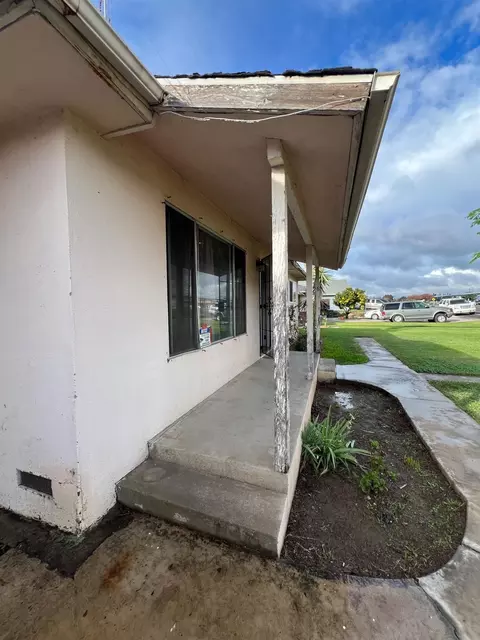 6237 Claus Rd, Riverbank, CA 95367 photo 2