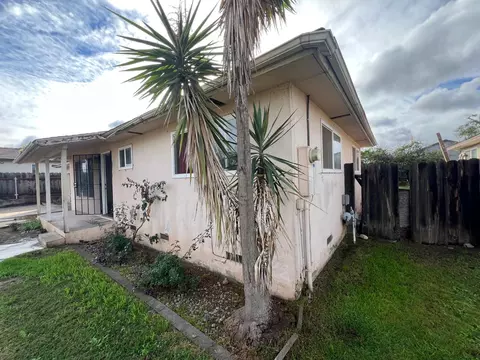 6237 Claus Rd, Riverbank, CA 95367 photo 3