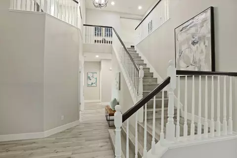 Entry Way - 322 Kelley Mist Ct, Tracy, CA 95377 photo 4 of 8