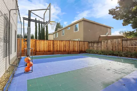 Exterior - 322 Kelley Mist Ct, Tracy, CA 95377 photo 5 of 11