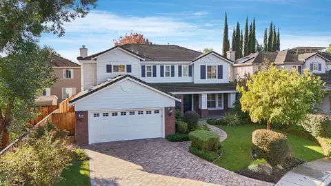 Exterior - 322 Kelley Mist Ct, Tracy, CA 95377 photo 2 of 11