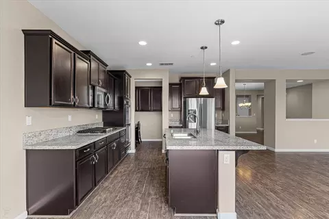 2377 Beardsley Ave, Manteca, CA 95337 photo 13