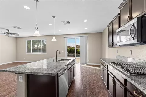 2377 Beardsley Ave, Manteca, CA 95337 photo 18