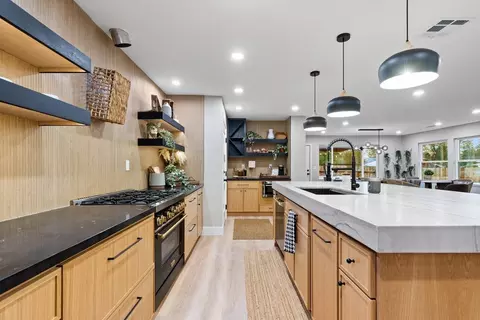 3231 Garfield Ave, Carmichael, CA 95608 photo 8