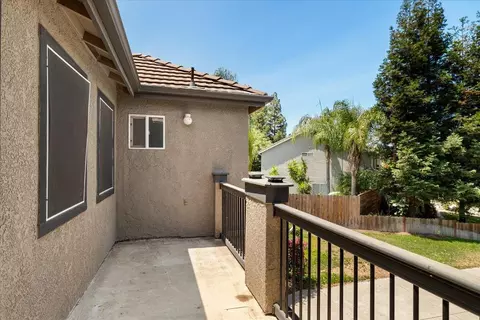 Exterior - 1714 Melissa Dr, Ripon, CA 95366 photo 7 of 33