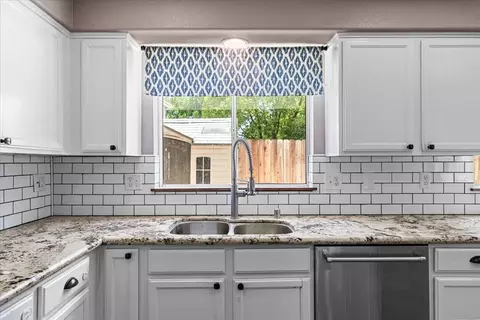 Kitchen - 1714 Melissa Dr, Ripon, CA 95366 photo 7 of 7