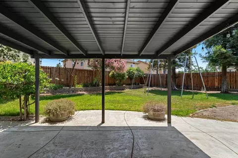 Exterior - 1714 Melissa Dr, Ripon, CA 95366 photo 9 of 33