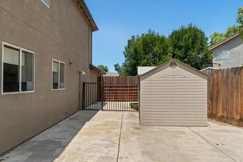 Exterior - 1714 Melissa Dr, Ripon, CA 95366 photo 13 of 33