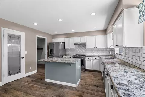 Kitchen - 1714 Melissa Dr, Ripon, CA 95366 photo 3 of 7